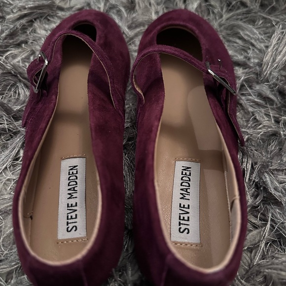 Steve Madden Dreaming-S burgundy suede
Mary Jane ballet flat Women’s 7.5 NWOB - Picture 4 of 5